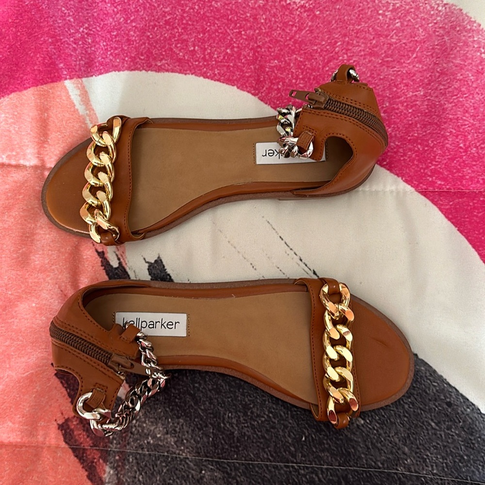 Kellparker brown sandals with chain details size 7